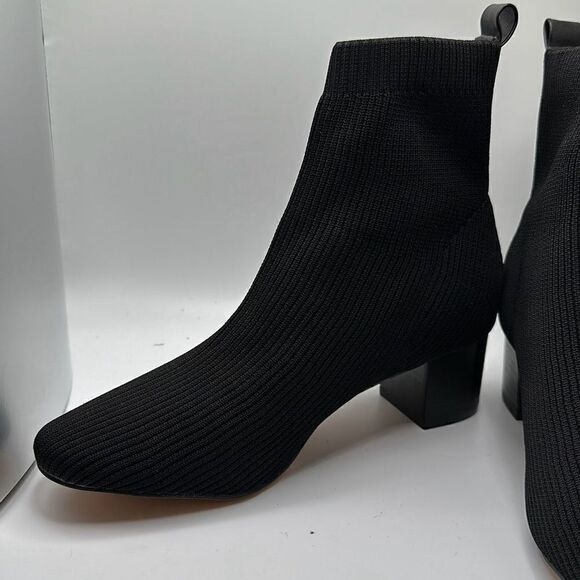 CUSHIONAIRE Women's Stretch bootie +Memory Foam 8 BLACK - Picture 7 of 7